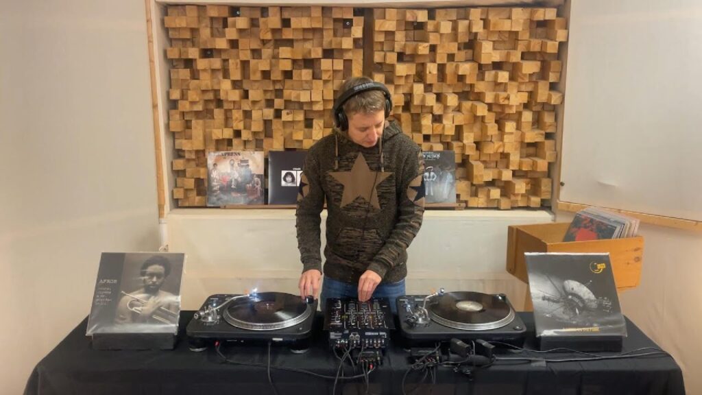 DJ SCHALLY VINYL SESSION